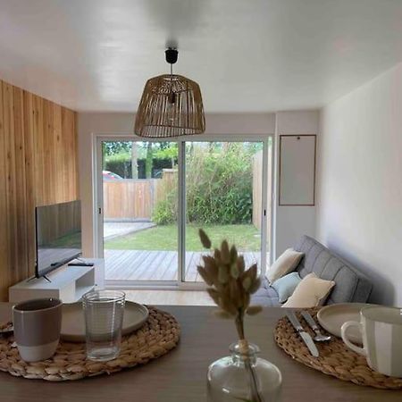Maisonnette Avec Jardin A Ares Villa Buitenkant foto